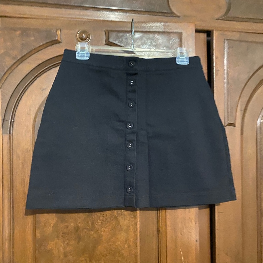 NWT Forever 21 Black Buttoned Mini Skirt